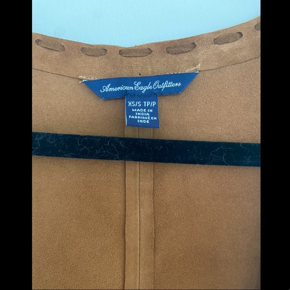 Genuine Leather Cognac Tassel Vest. New!! - Picture 3 of 4